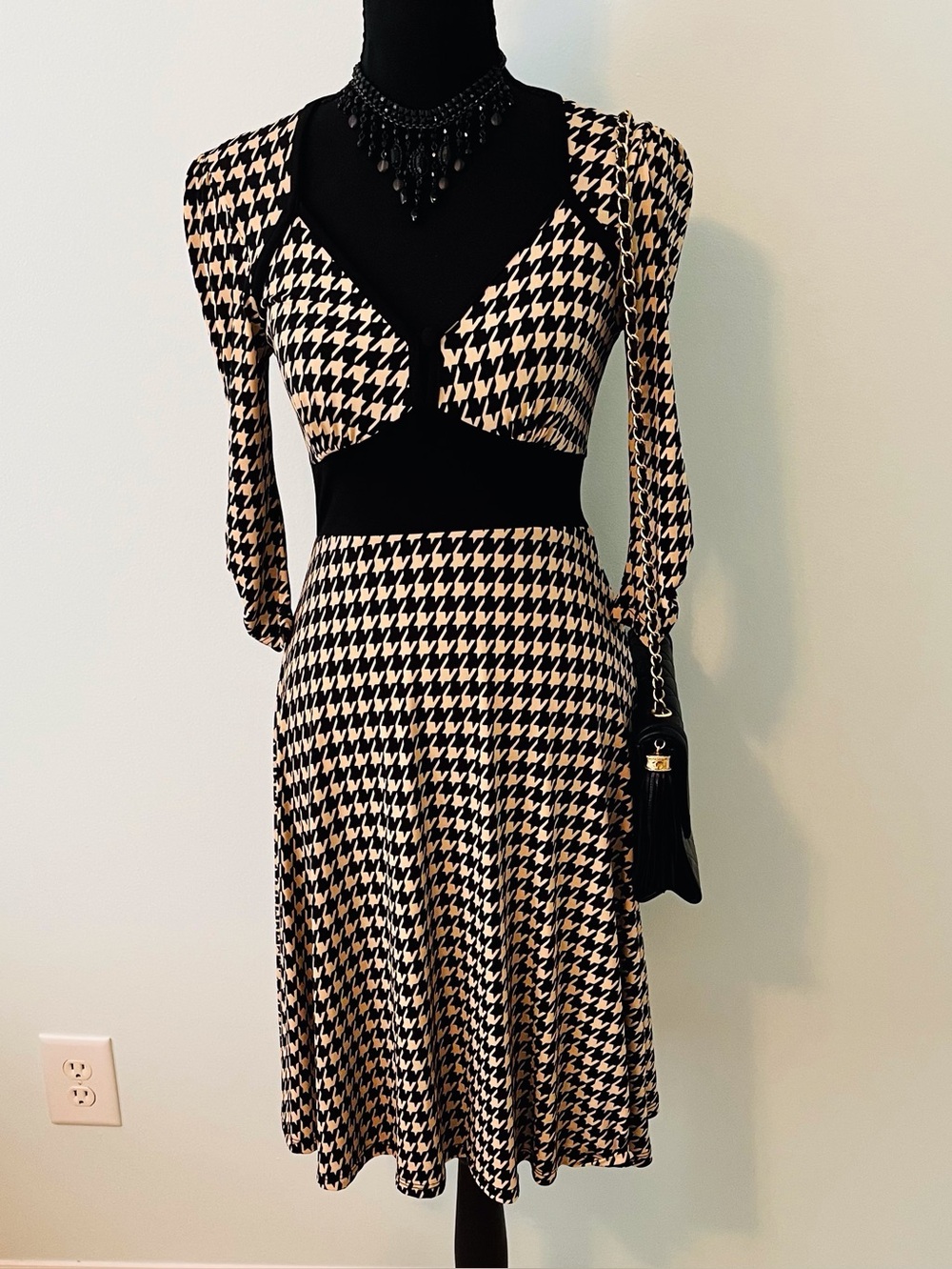 Vintage 90s Georgiou Studio lightweight houndstooth cinched fit & flare dress XS